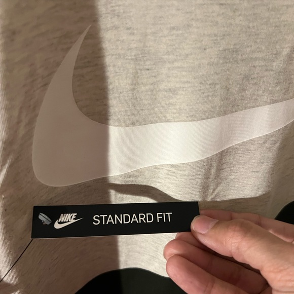 Nike Long Sleeve Shirt - Picture 5 of 6